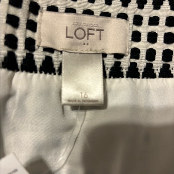 NWT Loft black and white skirt zip back size 16 - Picture 4 of 5